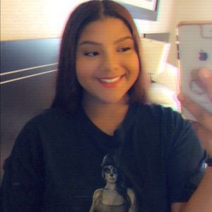 Meet your Posher, Mirka